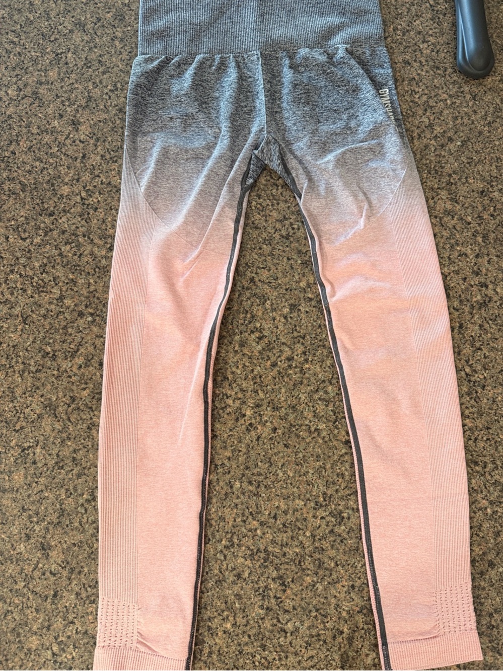 Seamless Ombre Gray to Pink Leggings
